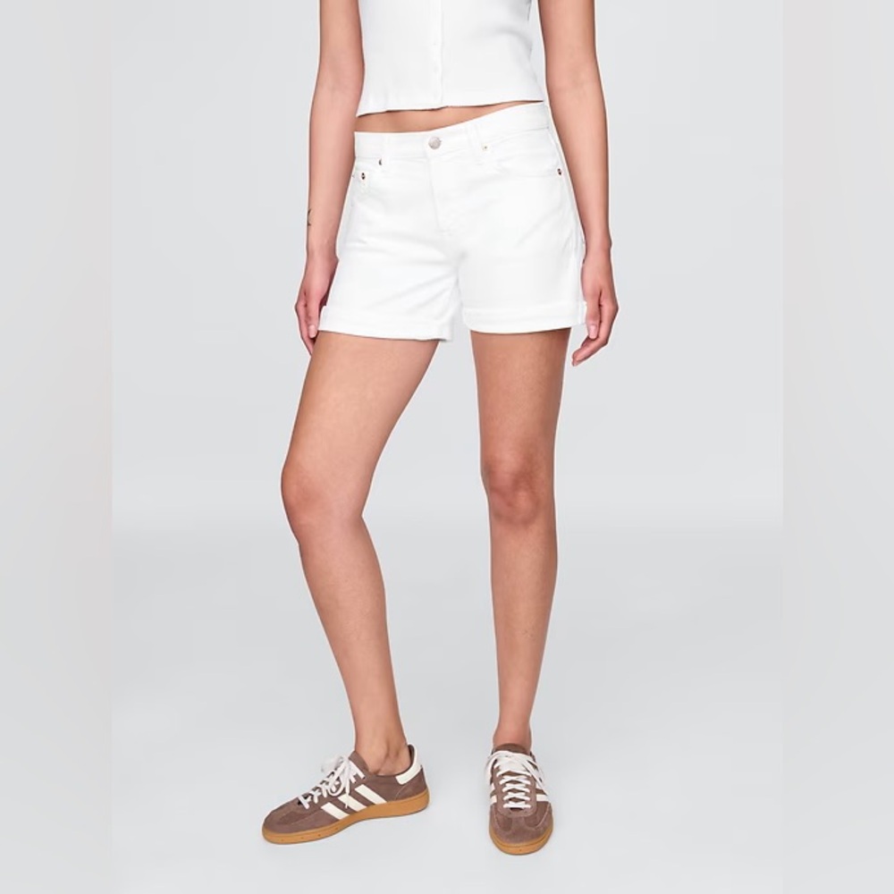 Gap 5" Mid Rise Girlfriend
Shorts White Denim - Picture 6 of 8